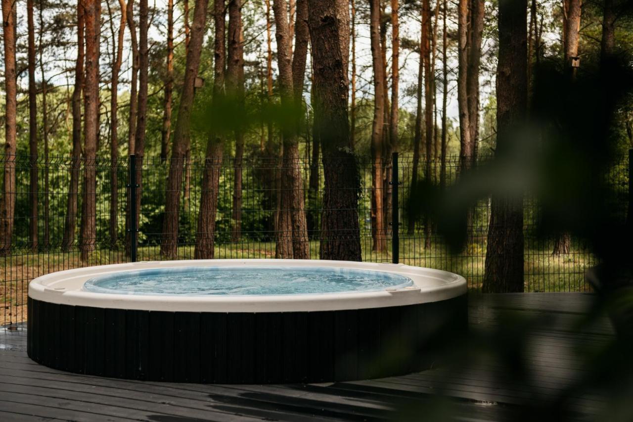 Hotel Uroczysko Cedzyna Eksteriør bilde