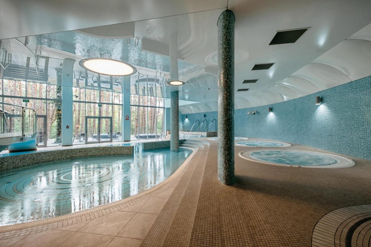 Hotel Uroczysko Cedzyna Eksteriør bilde