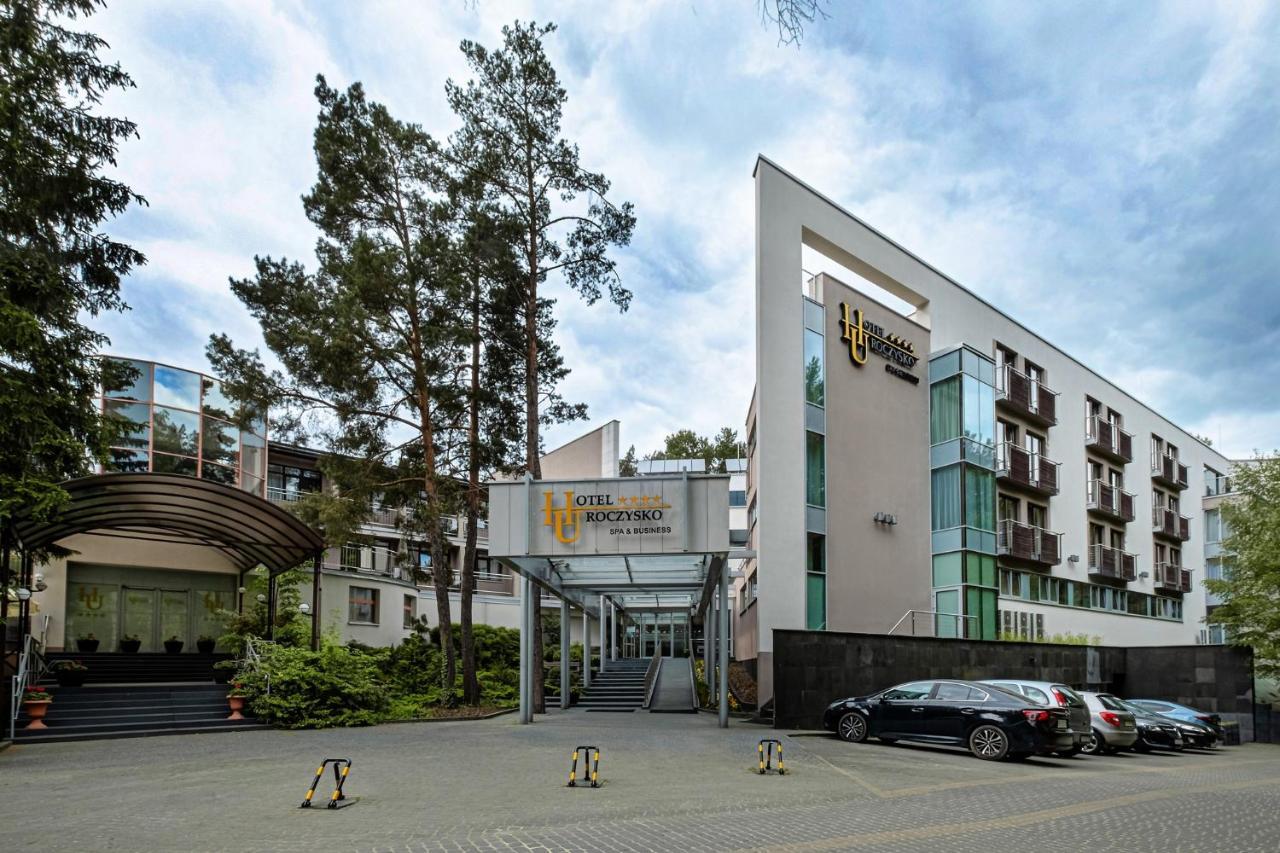 Hotel Uroczysko Cedzyna Eksteriør bilde